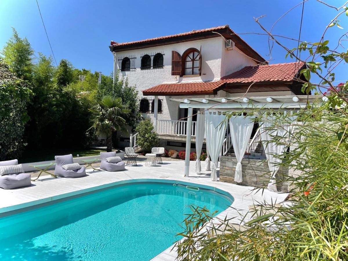 Byblos Mare-The Exclusive Beach Front Villa Skala Sotiros Ngoại thất bức ảnh