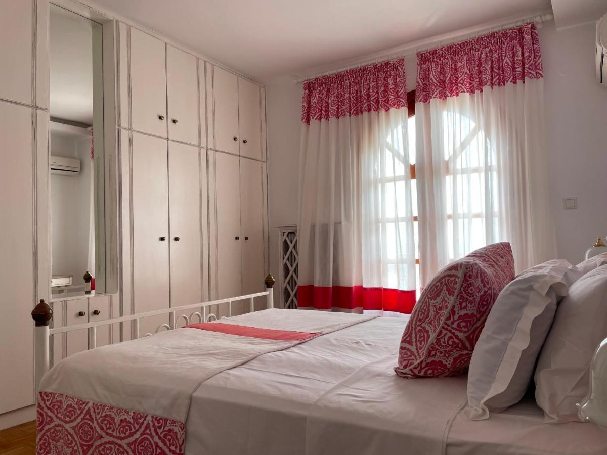 Byblos Mare-The Exclusive Beach Front Villa Skala Sotiros Ngoại thất bức ảnh